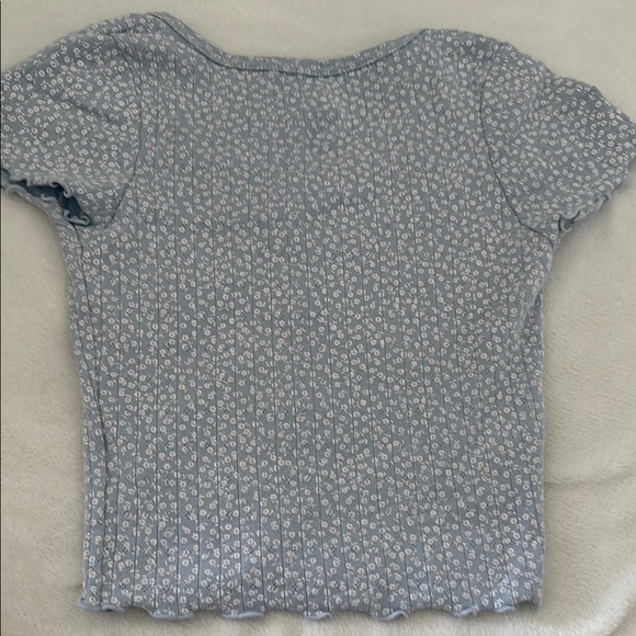 Brandy Melville Light Blue Floral Button-Up Blouse - Picture 3 of 4